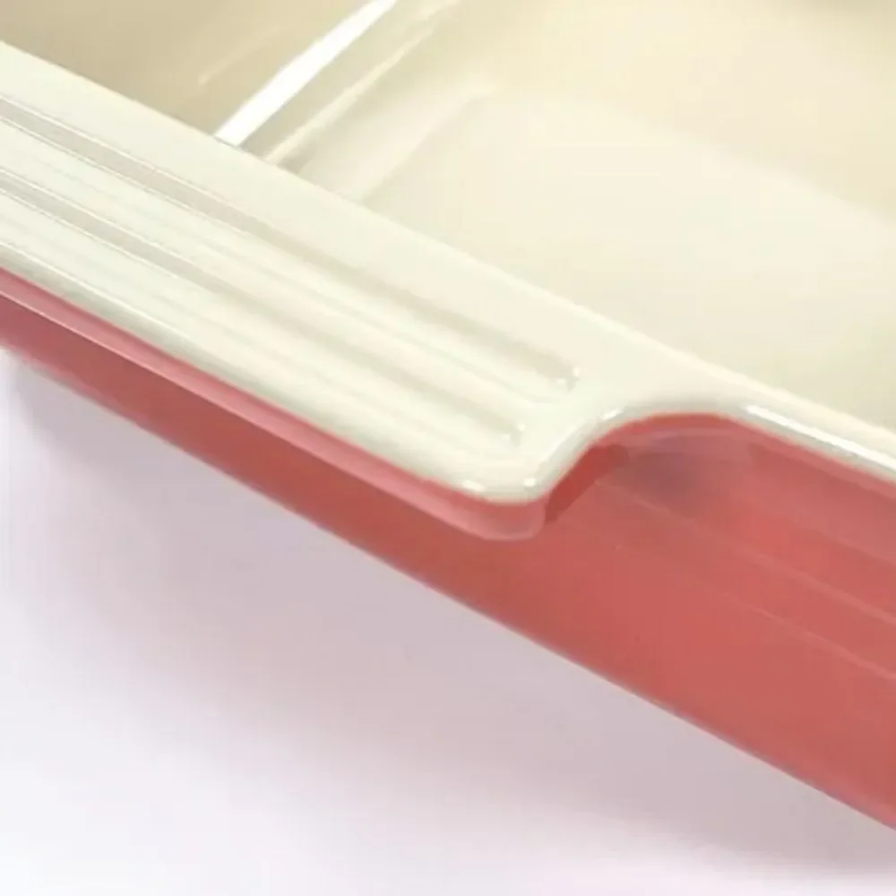Le‎ Creuset Stoneware Classic 3QT Square Covered Baking Dish- Carmin